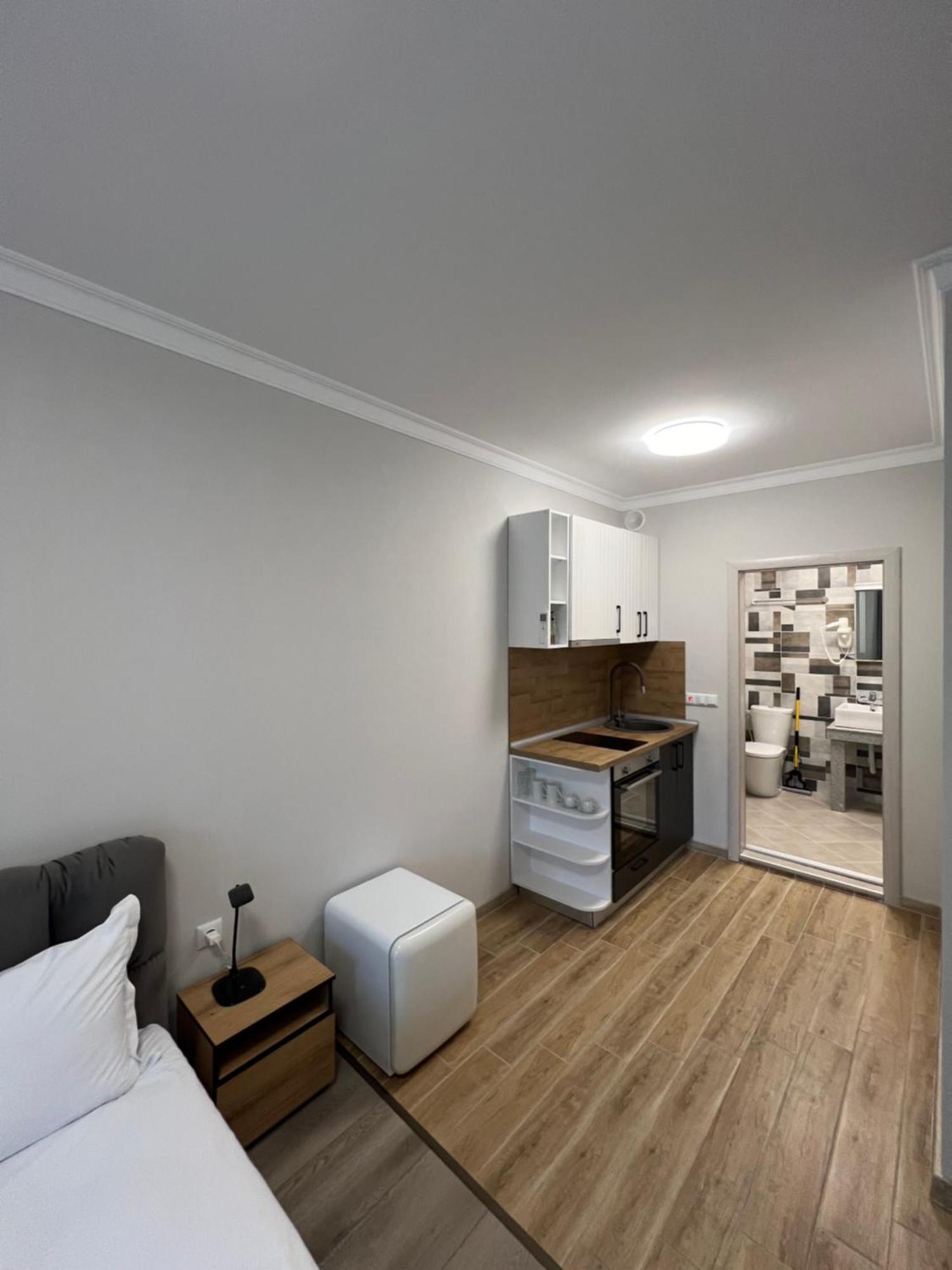 Green Park Apartments And Rooms For Guests アセノヴグラト エクステリア 写真